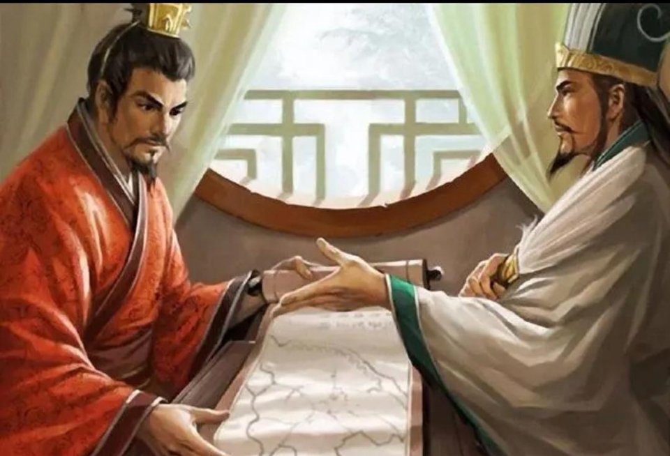 刘备的身边有猛将关羽，张飞，但缺少辅佐的谋士。他听说隐居的诸葛亮是旷世英才，就三