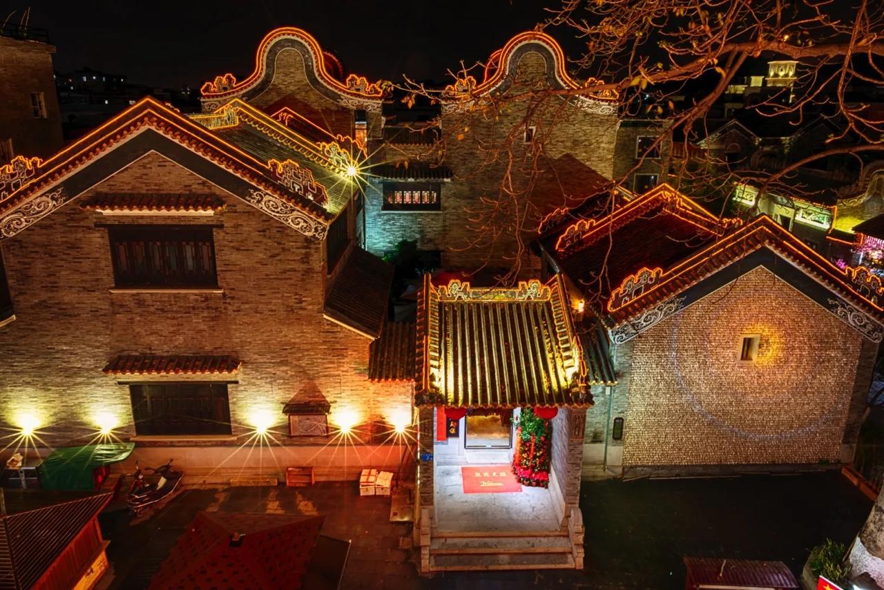 千两黄金万担谷。夜夜笙歌镬耳屋。你听说过镬耳屋吗？知道它是什么形状的吗，今天我们