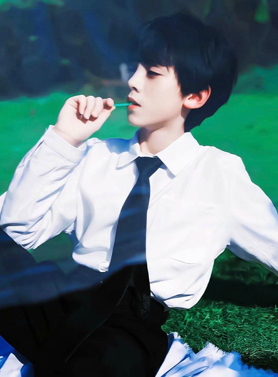 #左航ZH[超话]# zh#左航 混血感美颜rap担# zh#左航 灵魂鼓手 乐