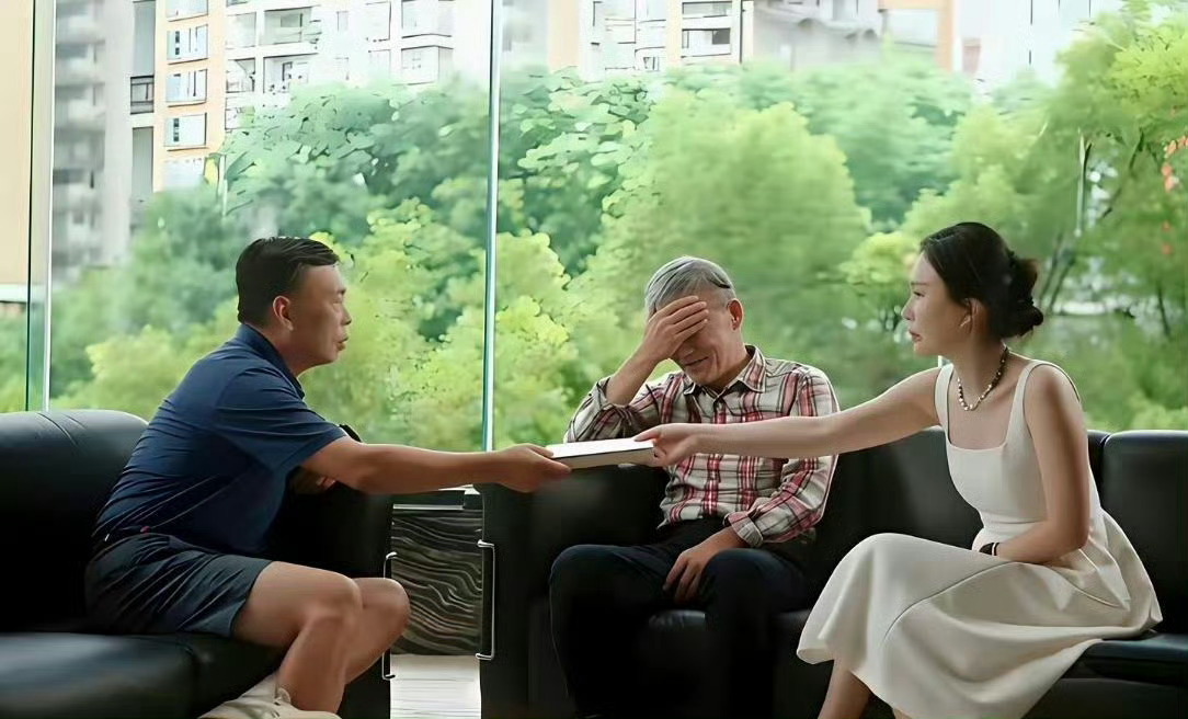 #王石# 王石和田朴珺的访谈节目现场，这一幕挺有意思的。#田朴珺#