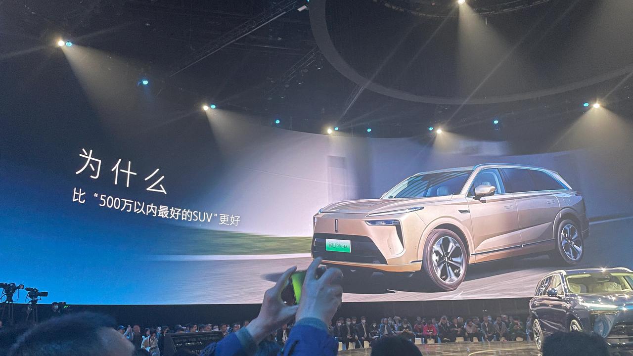 魏牌蓝山终于来了！上市发布会上还表示是“比500万内最好的SUV” 更好的车[呲