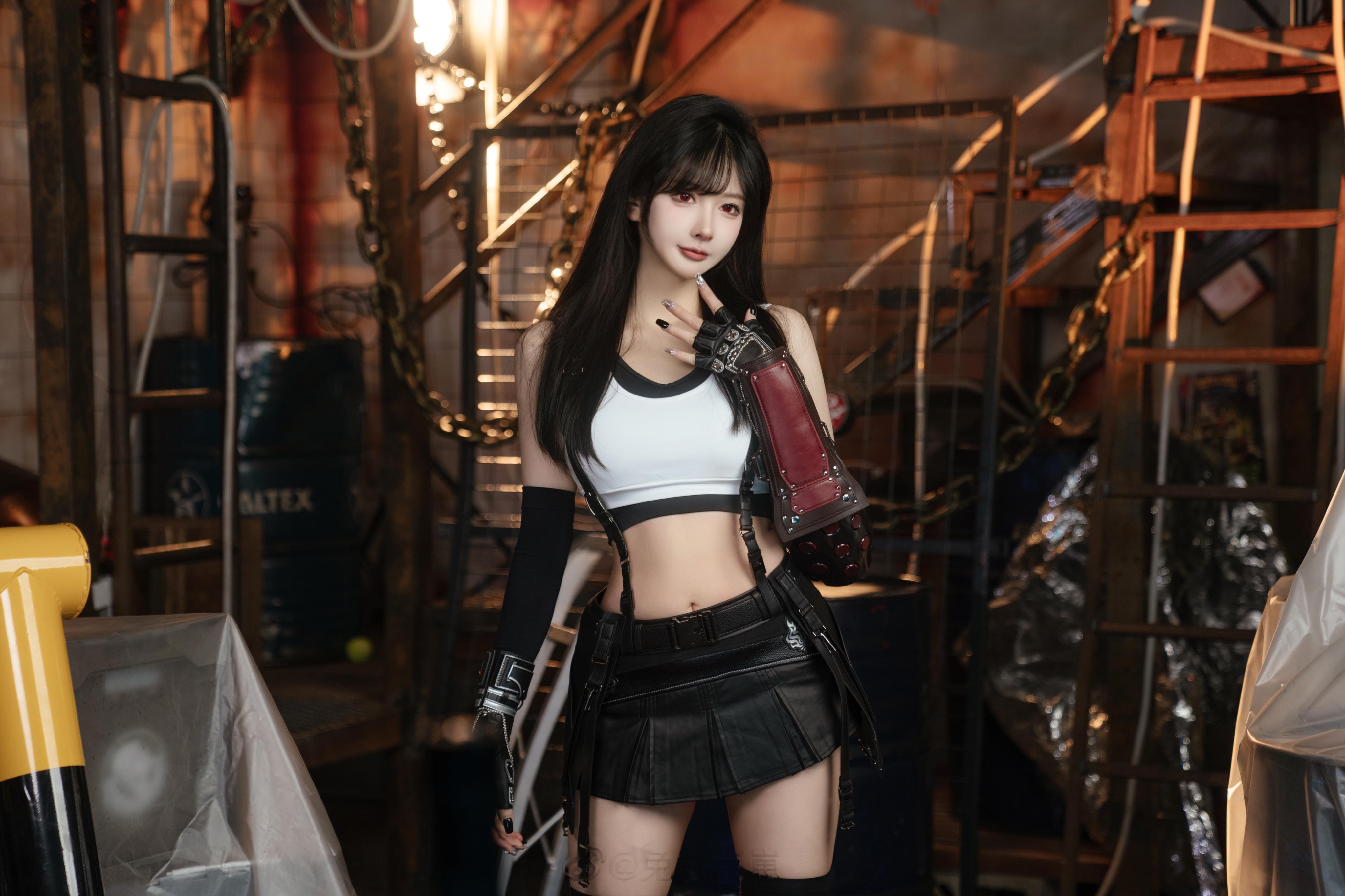 是我驾驭不了的角色tifa#蒂法##cosplay##最终幻想#  ​​​