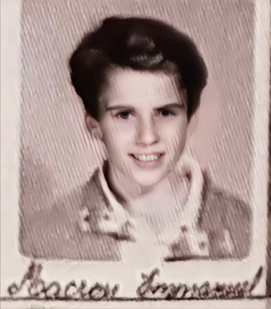 #马克龙# 童年至青少年时期的埃马纽埃尔·马克龙（Emmanuel Macron