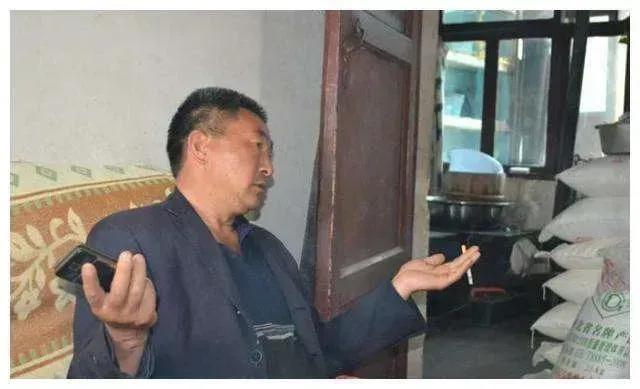 1979年，对越战争中，我军一炊事员在送饭途中遇到了越军的哨所，干掉哨所后，他竟