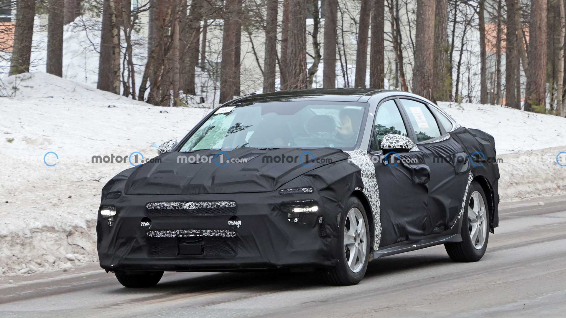 #汽车资讯# 【现代也是真的着急了 全新#现代索纳塔# 最新谍照】近日，海外媒体