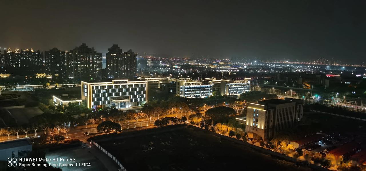 【原创】[行•拍中国-2023-13][大胆猜猜猜：这个是哪个城市？一一昨天手机