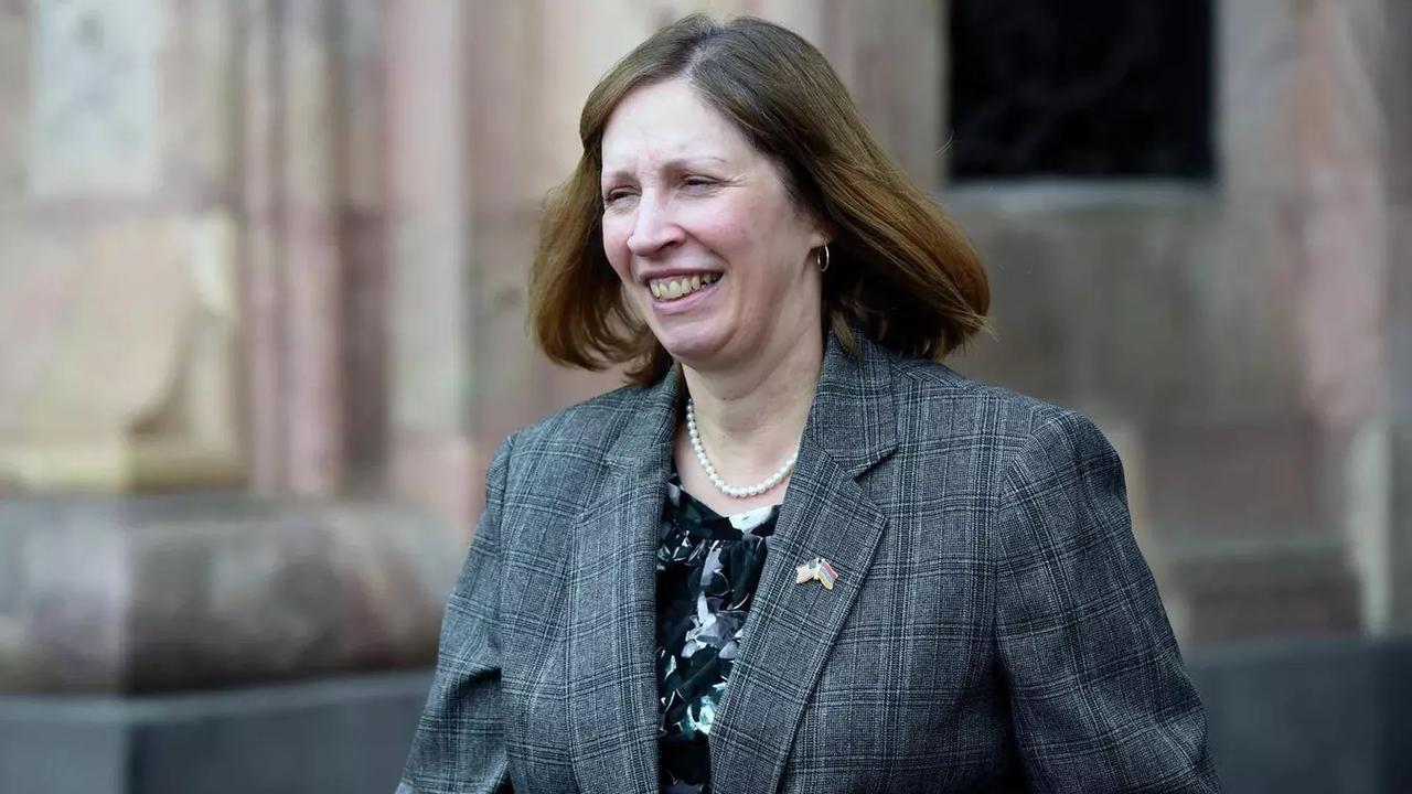 美国新任驻俄大使特雷西抵达俄罗