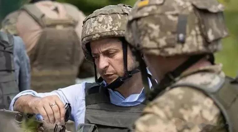 泽连斯基：乌克兰后方战争似乎已经结束，这对前线很不公平的！

来源:海峡快讯

