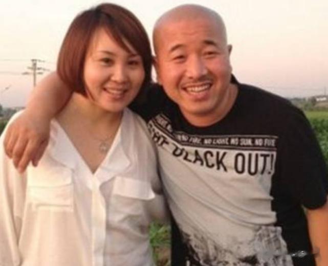 《乡村爱情》里的真实夫妻，刘能谢兰是一家，最后一对出人意料！
哈喽！大家好！你们
