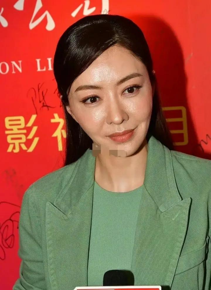 终于知道郭富城为什么放弃熊黛林，选择方媛，一切都有迹可循。

原来，熊黛林太强势