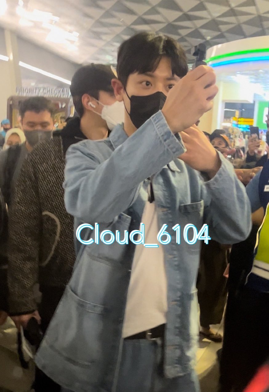 #朴灿烈[超话]# 狠狠漂亮到©️cloud_6104 ​​​