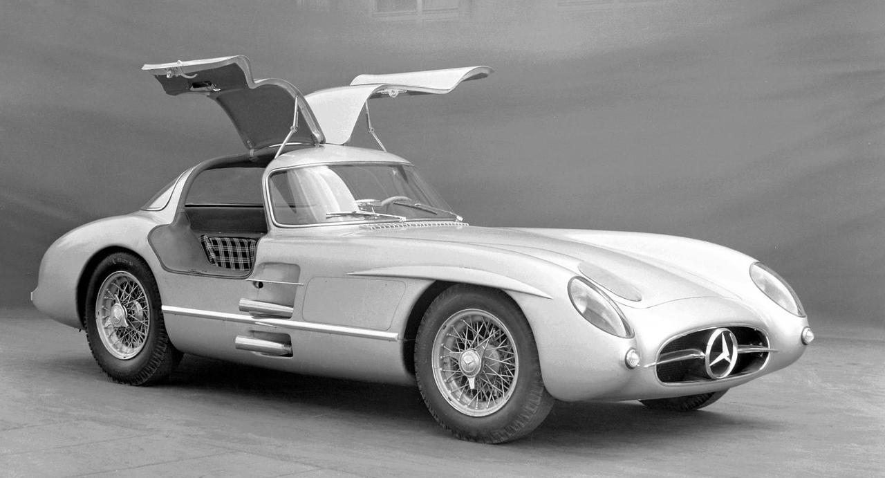 【有车以后 新闻】【 诞生 1.35亿欧元成交】日前，一台奔驰300 SLR U