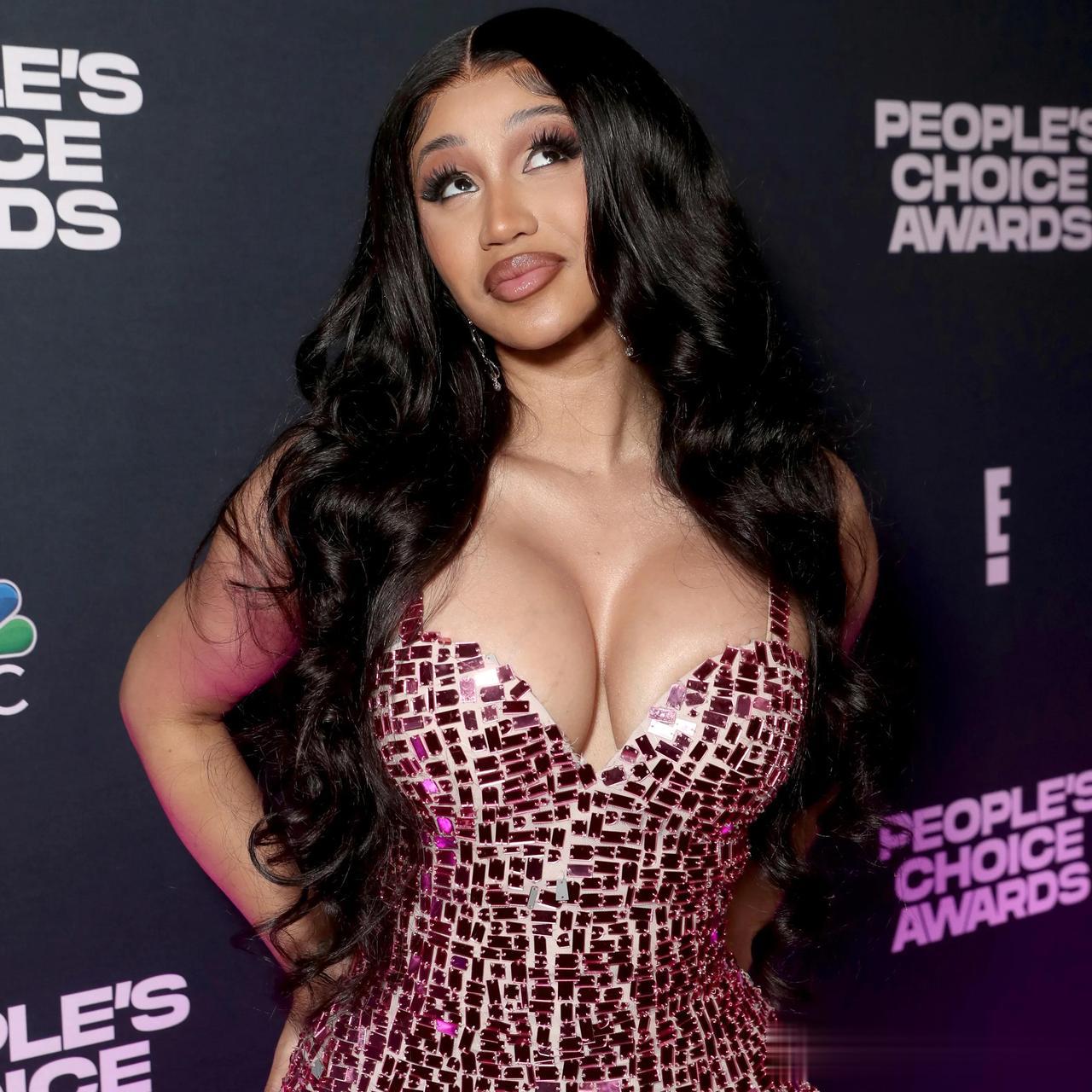 造谣者一定要得到严惩，不管国内还是国外！！！！

法院维持Cardi B 对 T