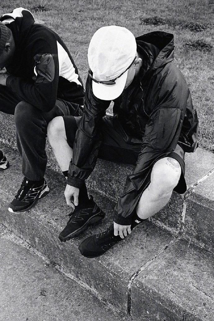 SALOMON ——75周年胶囊系列Lookbook
无论是酷帅的黑色，还是高级