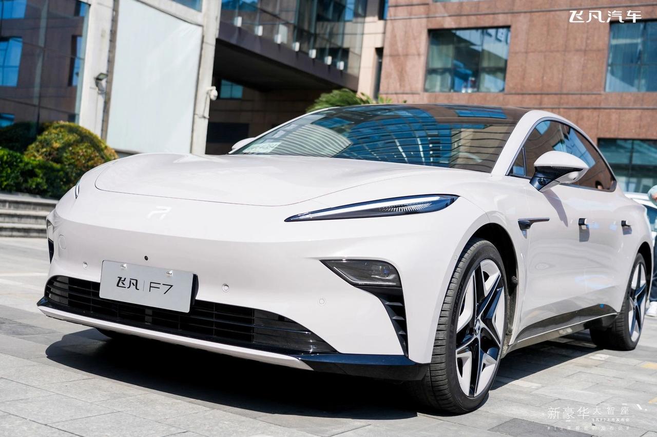 飞凡F7上市后，最打动我的功能居然是？

因为家里有一辆油车的suv，今年计划增