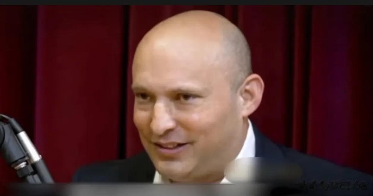 以色列前总理贝内特接受采访时说，在去年3月5日与普京会面时，曾试探普京对待泽连斯