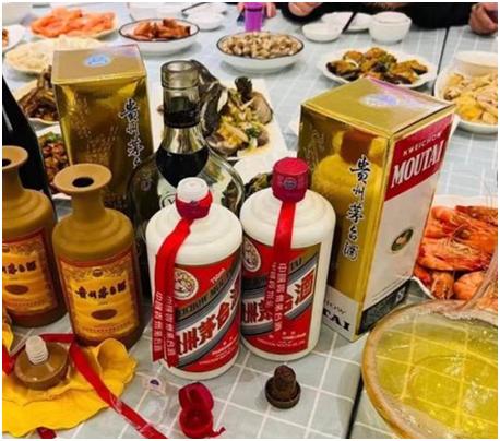 瓶身有这2“记号”的白酒，无论多便宜，都是100%纯粮酿造，千万别错过！
 现在