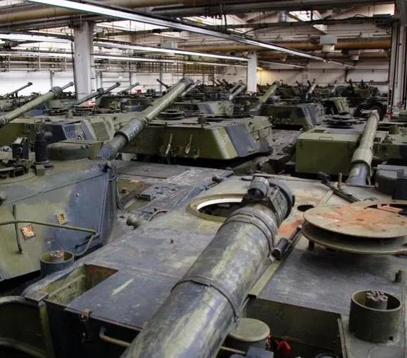 德国援乌又打鸡血了？2月7日德国政府正式批准向乌克兰提供178辆豹1坦克，第一批