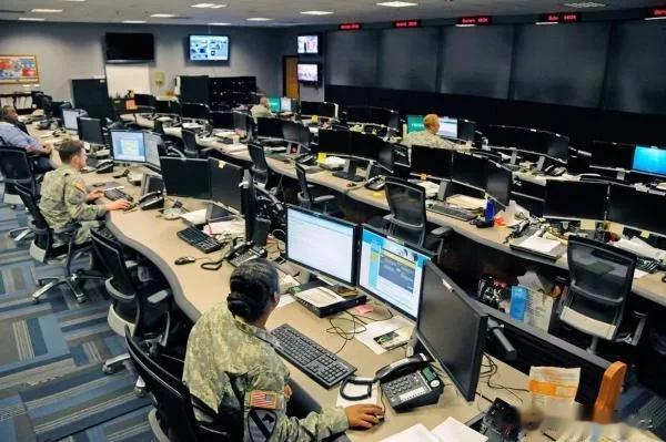 美国陷入“外交风波”！默克尔一幕再上演，“五眼联盟”齐要说法

来源:铁血观世界