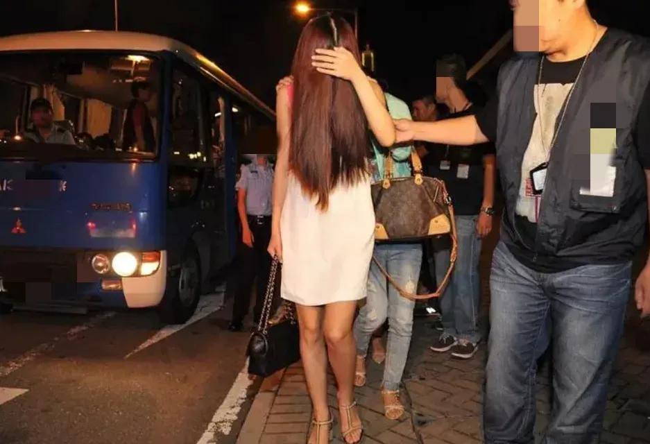 “万万没想到”，山西破获一起特大卖淫案，其中被抓获的卖淫女中，年龄最大只有22岁