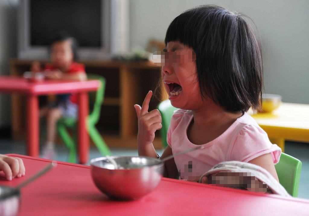 一汤剂加一食疗，调好孩子不爱吃饭、身材矮小的问题
 
乐乐（化名），女孩，今年4
