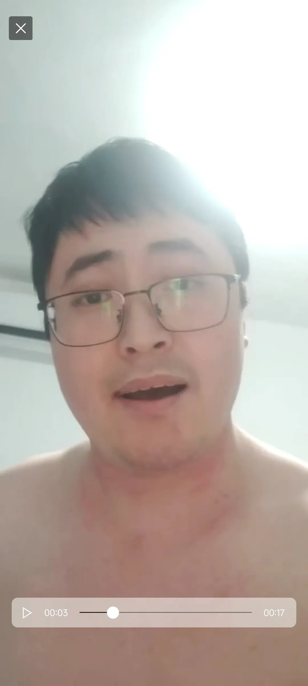 邵逸夫血案，这是凶手自拍视频，说女（吕某)的出轨，自己有证据，是一段录音，录音结