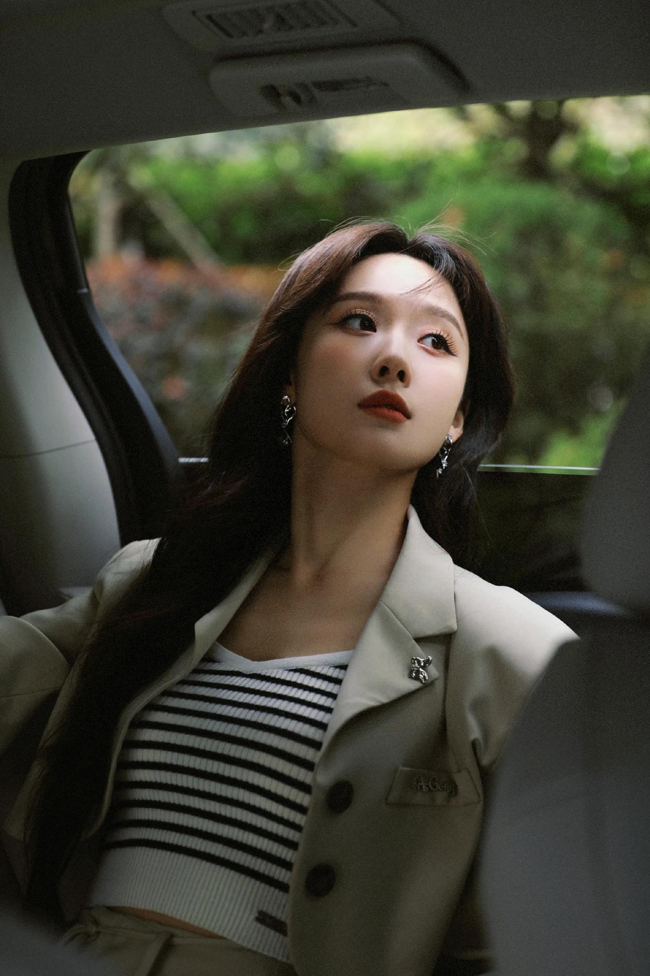 王子璇

 
