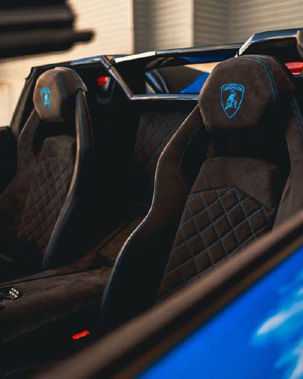 “Blue Nethuns”宝蓝色 兰博基尼Aventador Roadster