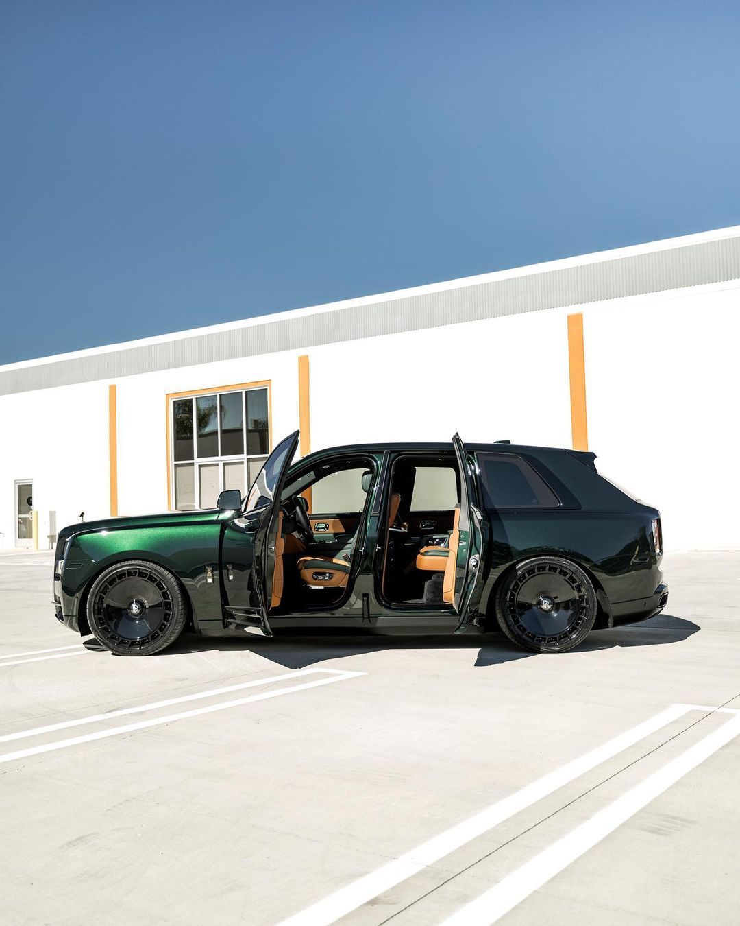 RollsRoyce Cullinan 💚#库里南##豪车超跑##Car时尚#