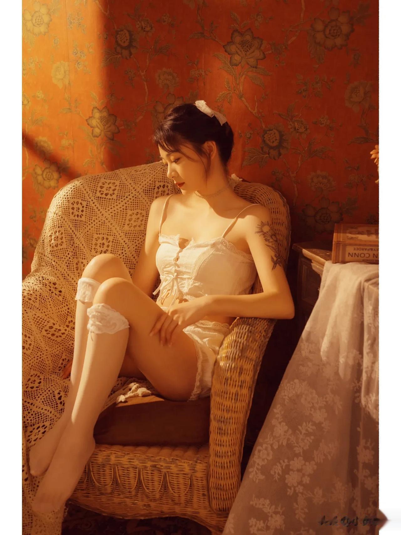 春日里的小性感🌷          