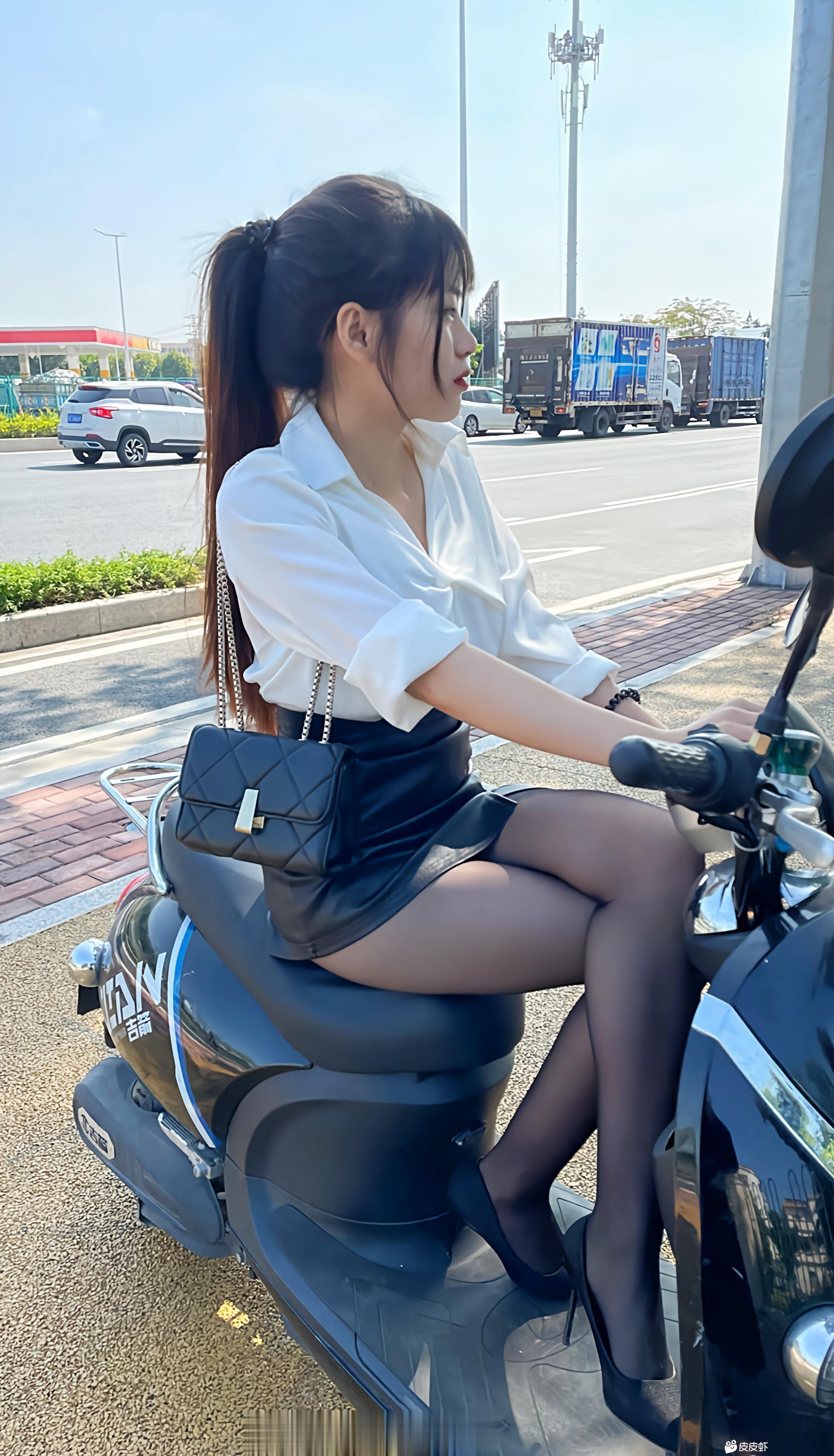 最无助的时候 就是最想你的时候