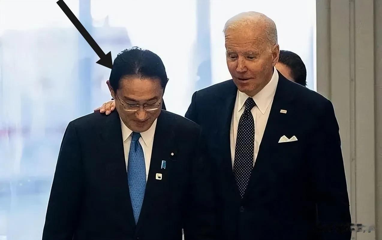 日本首相岸田文雄刚刚宣布，日本计划从美国采购400枚“战斧”巡航导弹，以增强反击