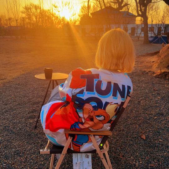 阿拉小蕾兔很时尚