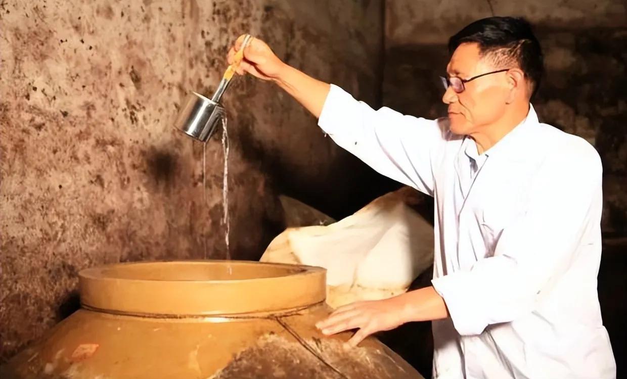 多少度的白酒是最好的？知名酒厂总工程师给出解答，喝酒人士早知早受益

我国白酒的