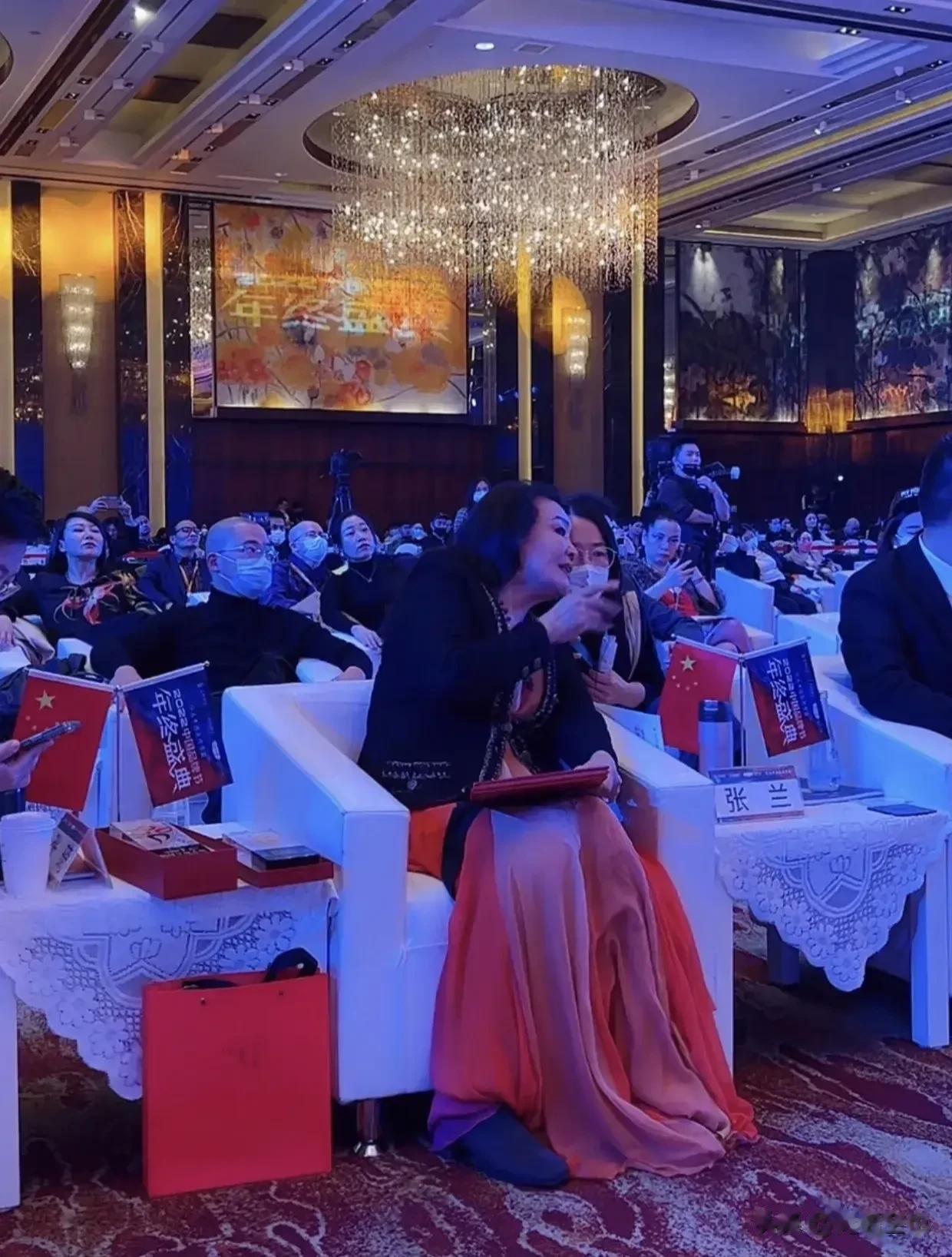真是厉害，张兰参加2022年中