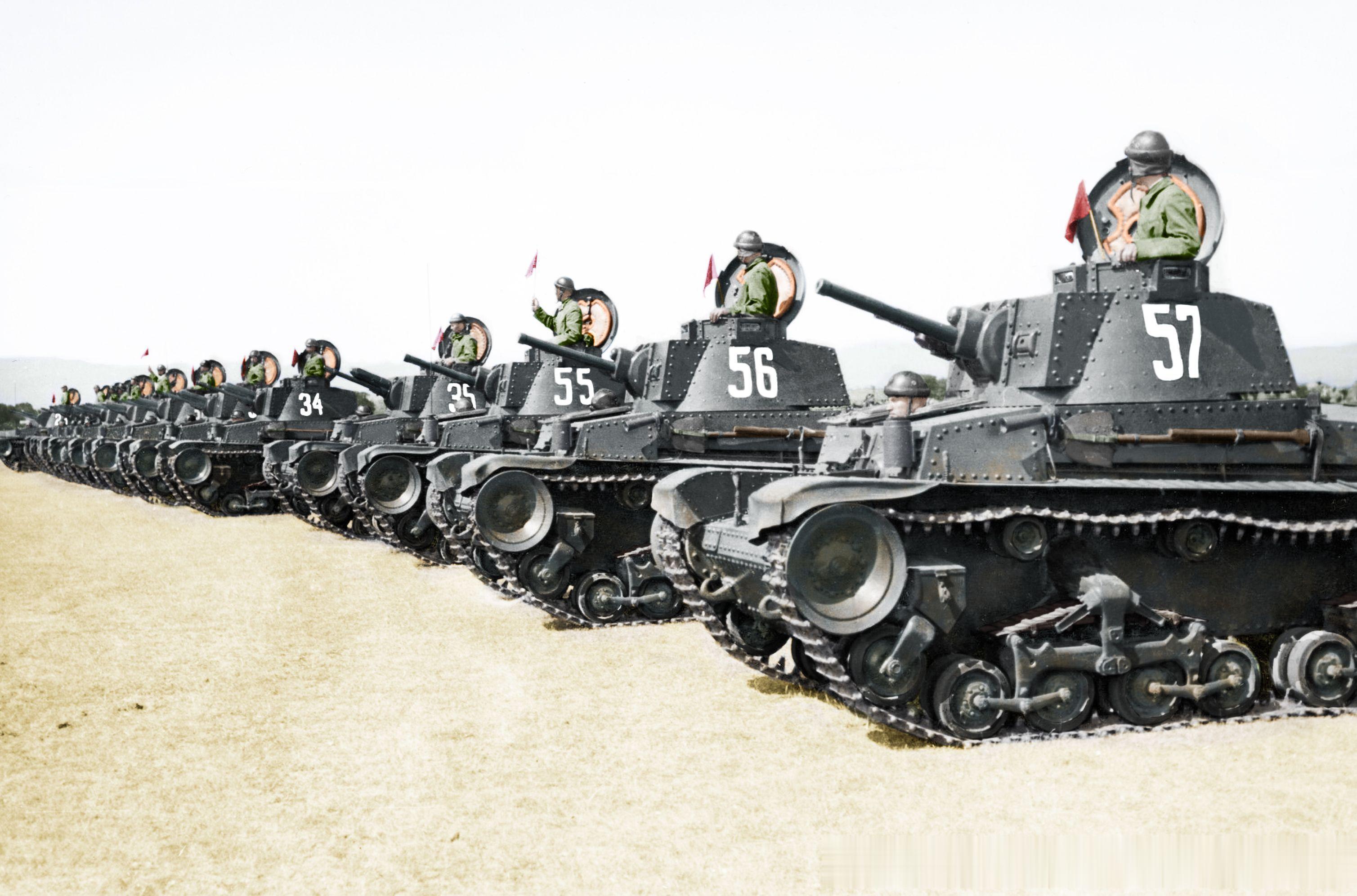 捷克斯洛伐克Lt vz 35轻型坦克。捷克陆军从1936年12月起接收这种坦克，
