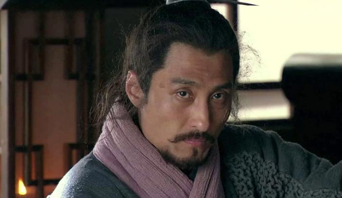 黥布原名英布，本是项羽的人，为何最后又投奔了刘邦？
黥布在年轻的时候犯了法，受了