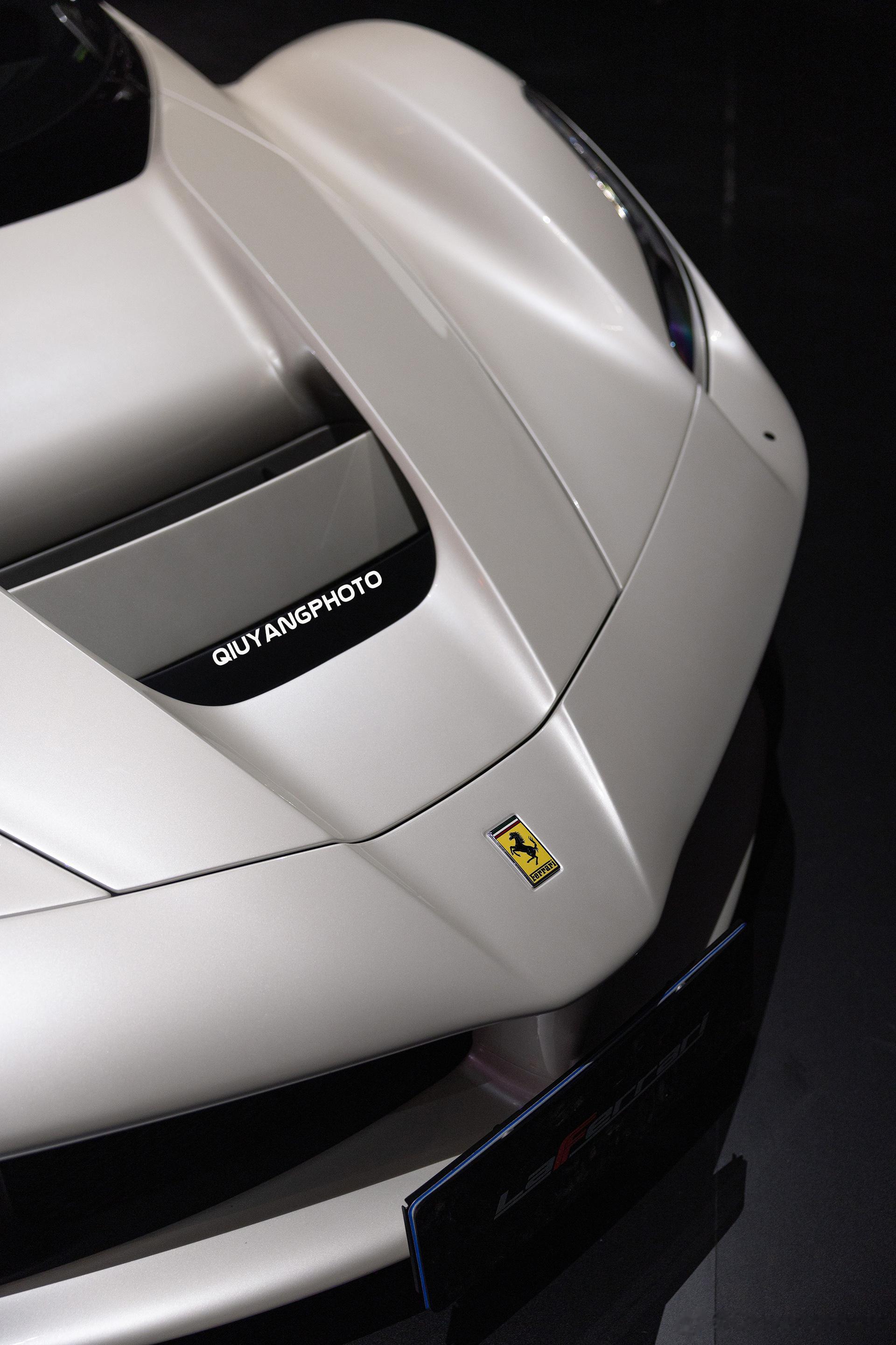 Ferrari Laferrari  法拉利入华30周年晚宴活动中场内的另一台拉