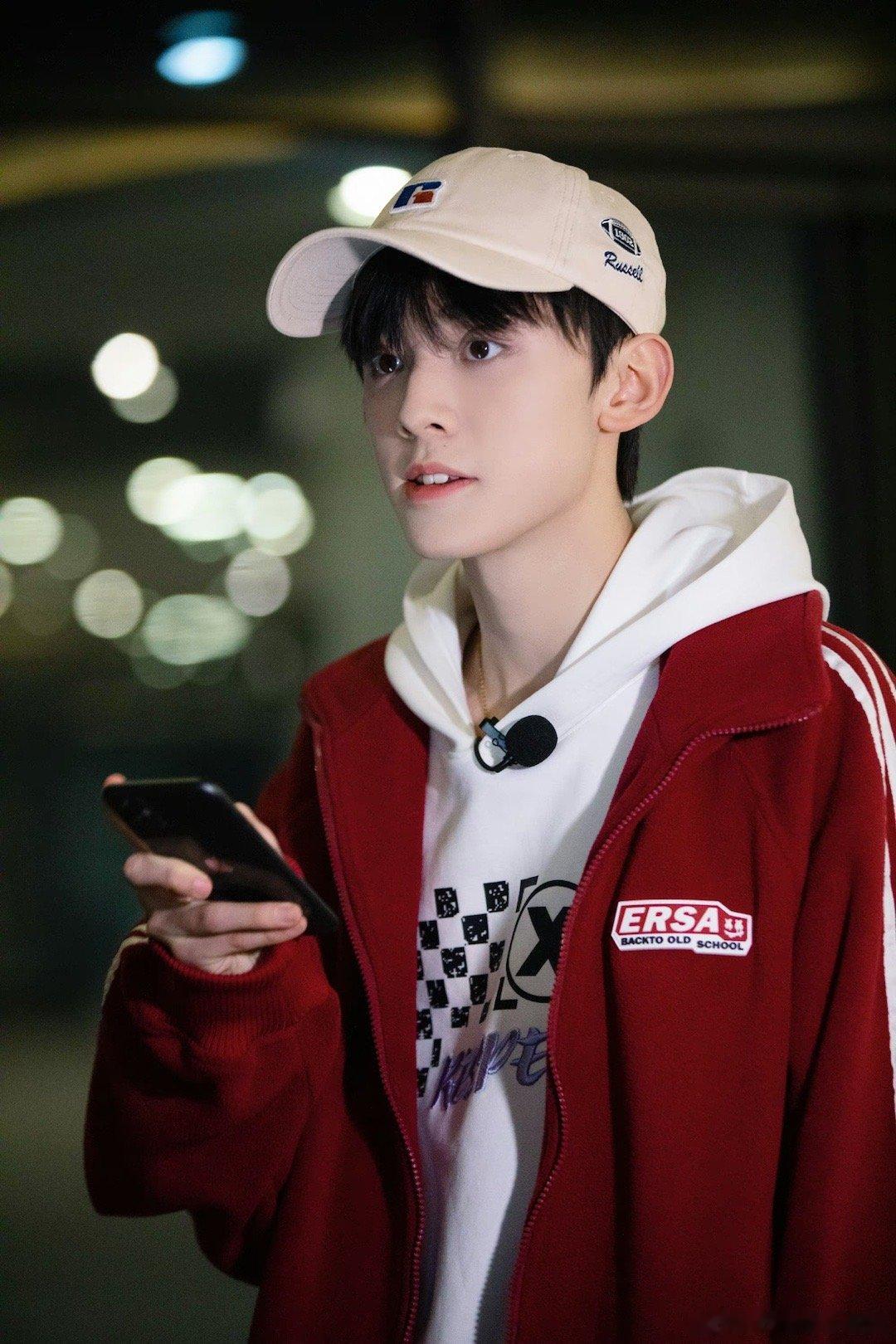 #左航ZH[超话]# [航天员]#左航 灵魂鼓手 乐队心脏# [音乐]#左航 十