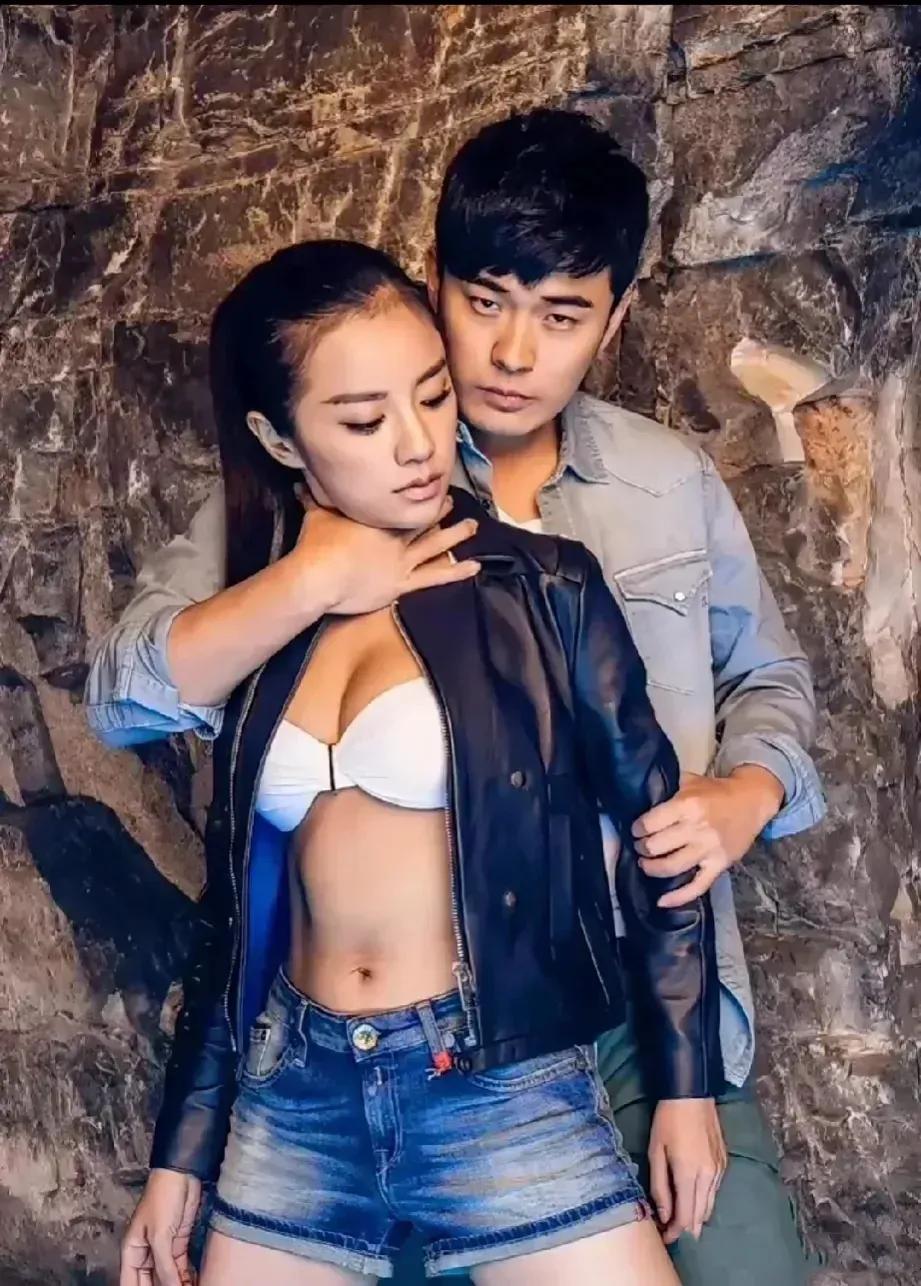 看到这组照片后，感觉陈赫变了，最适合他的还是喜剧！