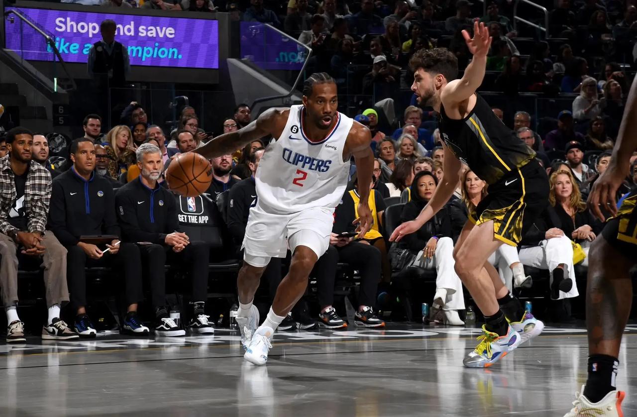 西部仍有八支球队可能进入季后赛附加赛，湖人有望冲入西部前六！

NBA本赛季的常