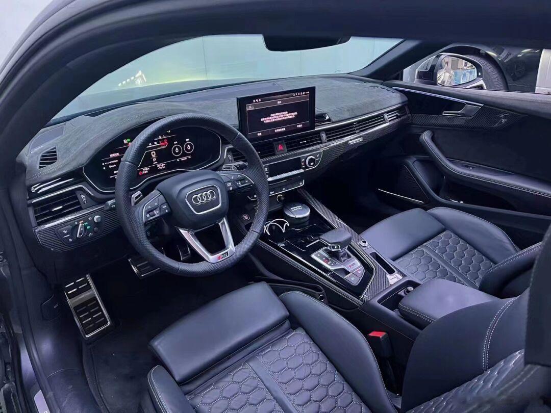 奥迪RS5 Coupe，每一处都透露着高级质感…… ​​​