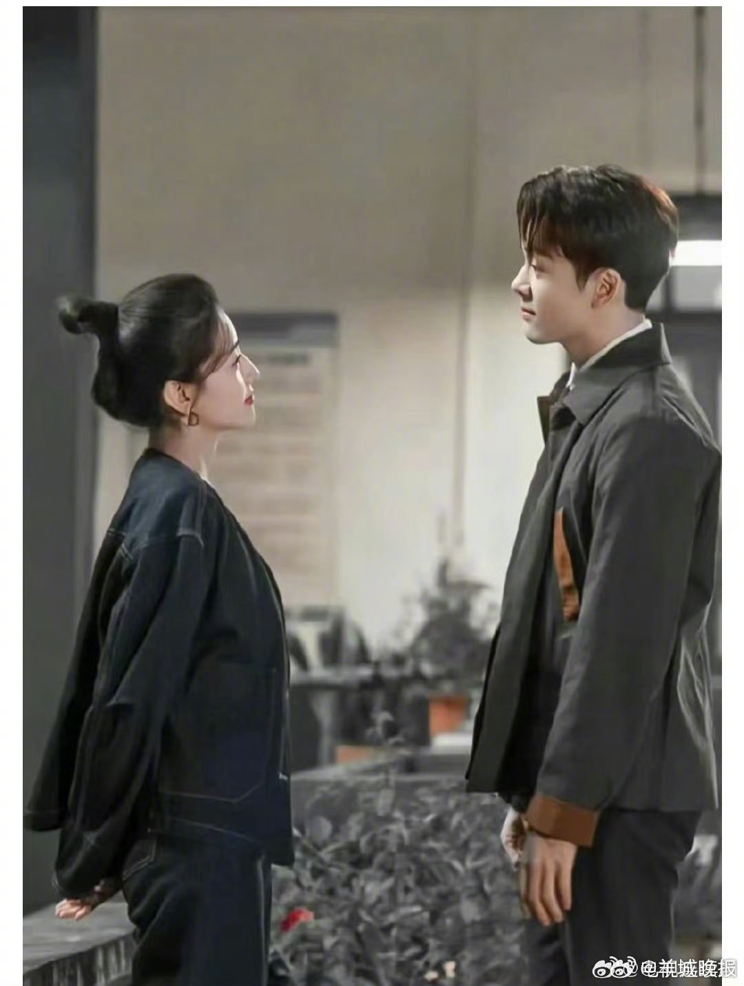 【下雪天配甜剧！这波治愈感直接拉满】下雪天=甜剧启动日！冷天的温暖，一半来自暖气