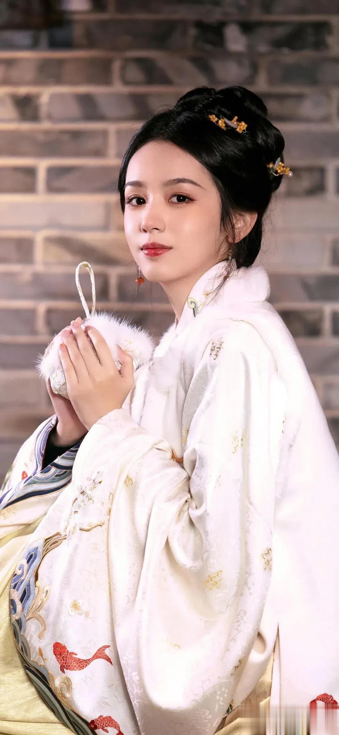 美女图集～第713期 | 周也