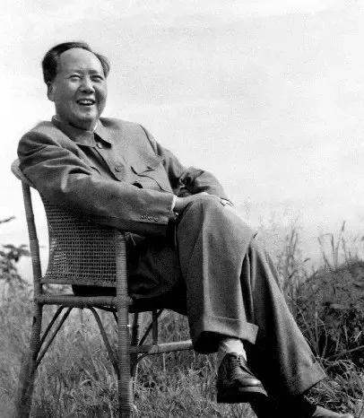 毛主席的饮食故事

毛主席作为农民的儿子，小时候经历过苦日子，经常深入基层体察民
