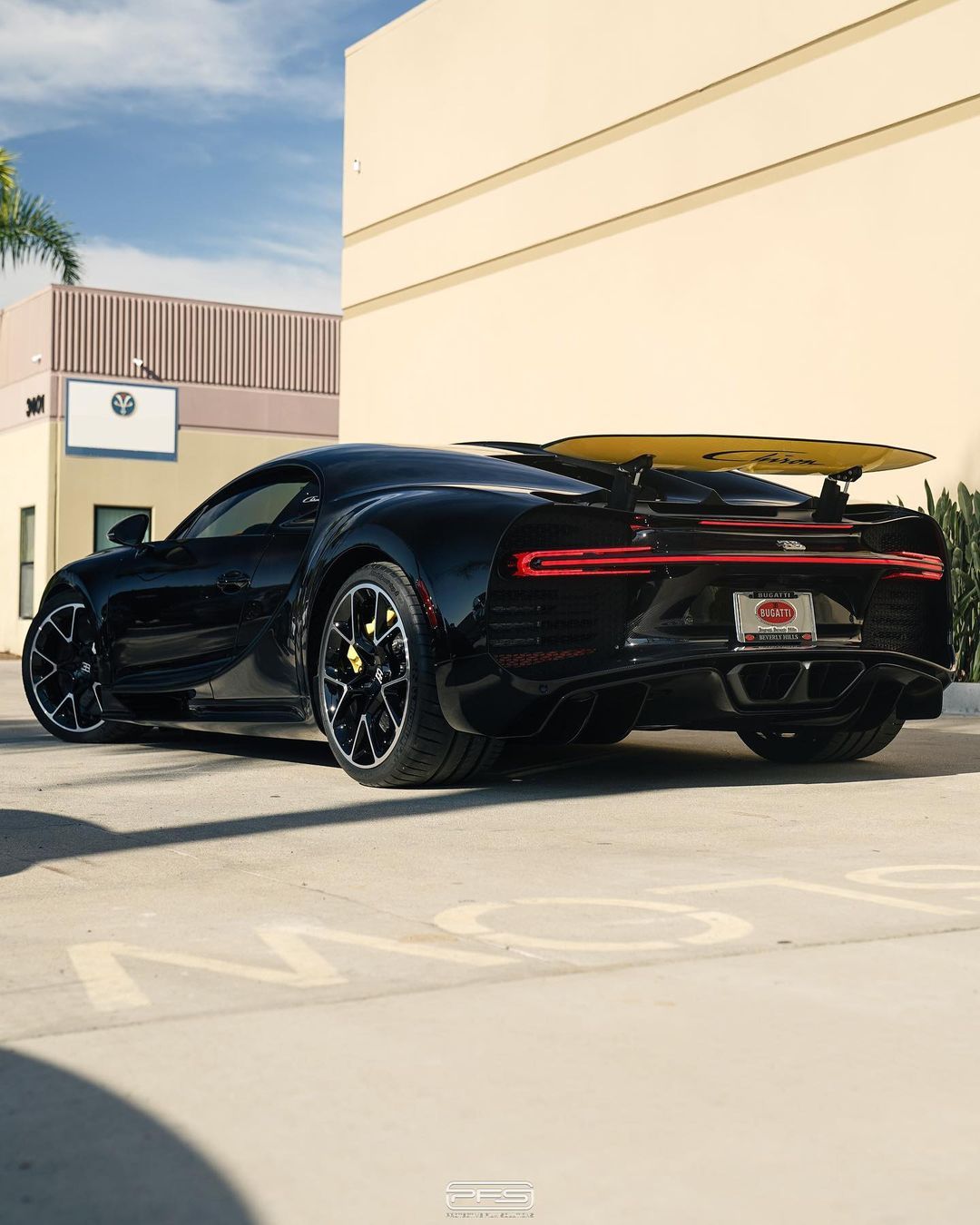 This time a Bugatti Chiron.🖤#布加迪chiron#