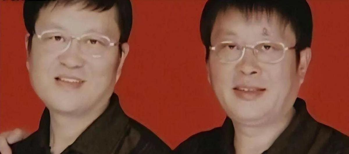 2005年，郑州一个女孩对路边的卖鱼贩李保国喊道，“爸爸，你怎么在这”，随即两人