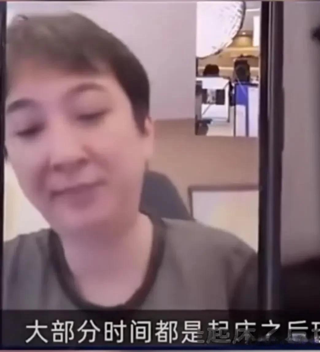 有钱人的生活是怎么过的？王思聪表示自己一天时间是这样过的：起床之后基本就是玩，主