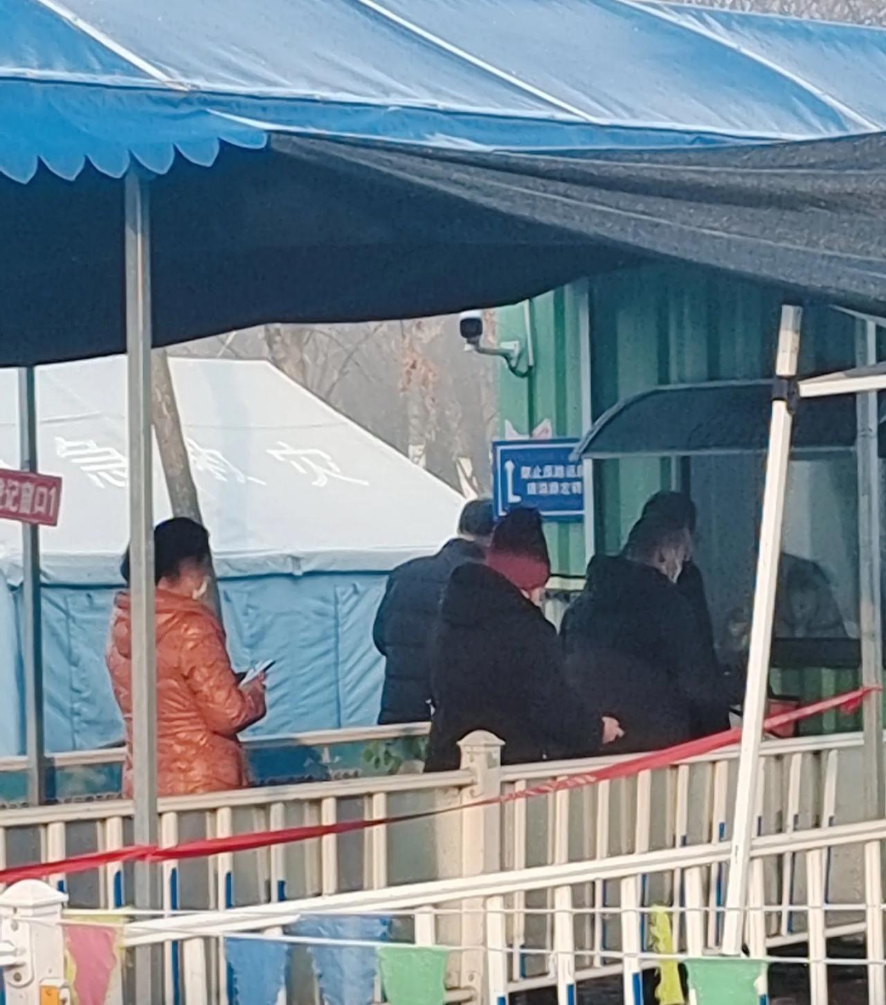 威海优化采样点布局，民心所向

1月8日开始，新冠实行“乙类乙管”，一度销声匿迹