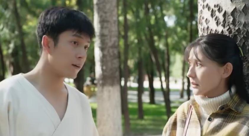 《情满九道弯》叶菲流氓渣男欺负，杨树茂父母替儿子包办婚姻
2月17日又一部新剧开